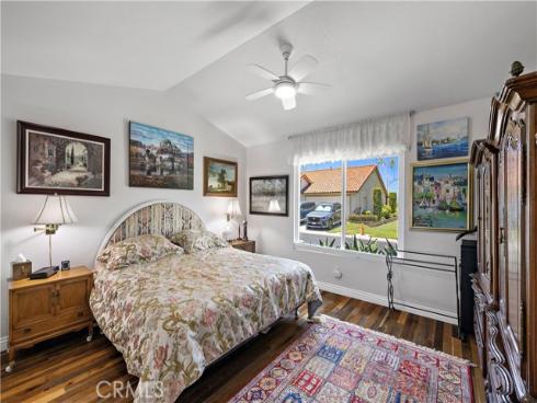 23576  Villena  , Mission Viejo, CA