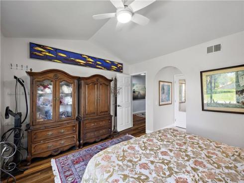 23576  Villena  , Mission Viejo, CA