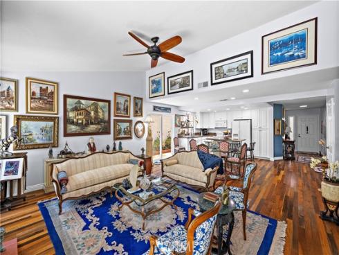 23576  Villena  , Mission Viejo, CA