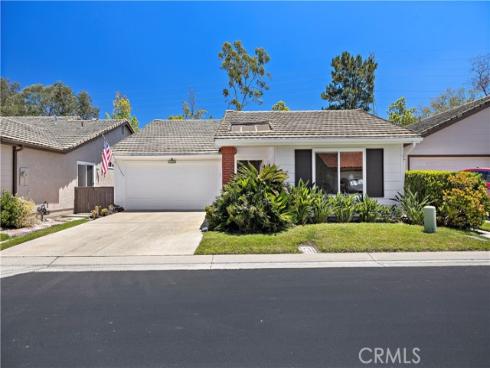23576  Villena  , Mission Viejo, CA
