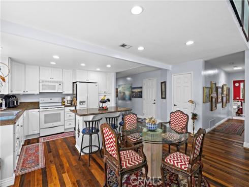 23576  Villena  , Mission Viejo, CA