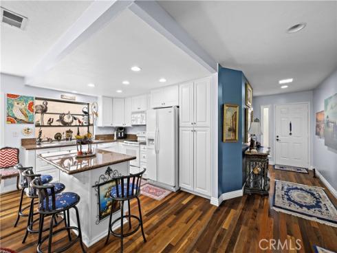 23576  Villena  , Mission Viejo, CA