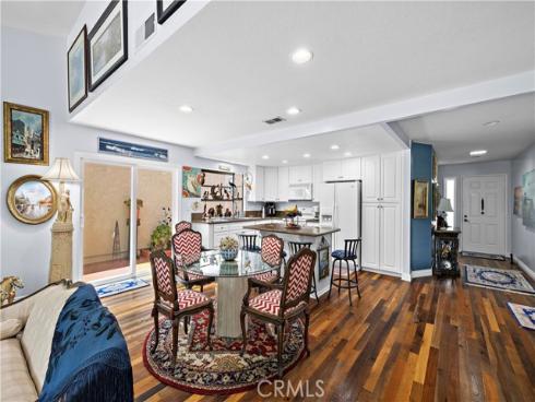 23576  Villena  , Mission Viejo, CA