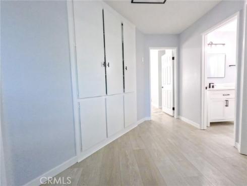21865 Jinetes , Mission Viejo, CA