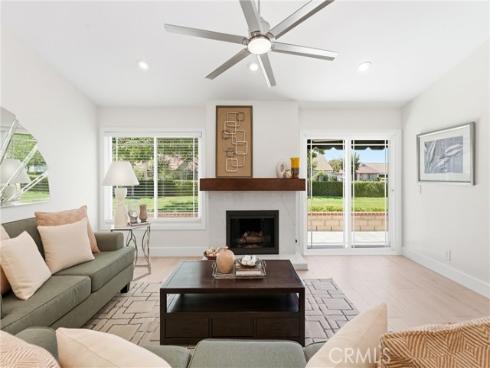27692 Via Rodrigo , Mission Viejo, CA