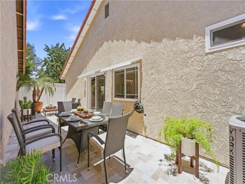 27692 Via Rodrigo , Mission Viejo, CA