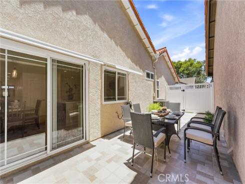 27692 Via Rodrigo , Mission Viejo, CA