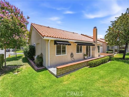 27692 Via Rodrigo , Mission Viejo, CA
