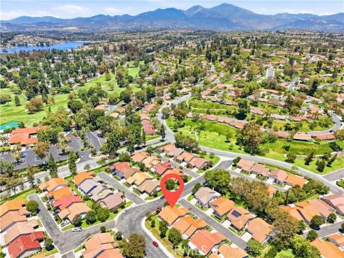 27692 Via Rodrigo , Mission Viejo, CA