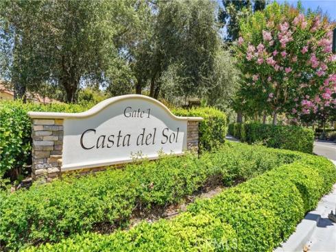 27692 Via Rodrigo , Mission Viejo, CA