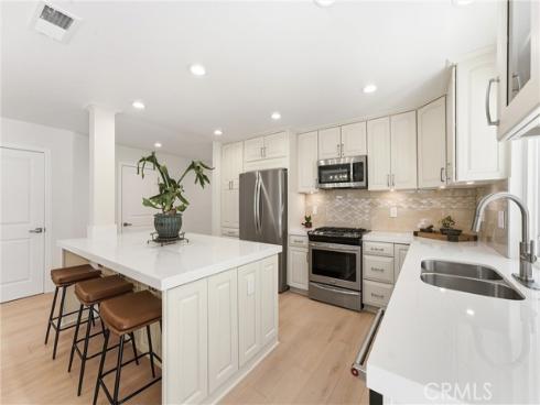 27692 Via Rodrigo , Mission Viejo, CA