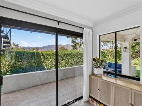 27871 Esporlas , Mission Viejo, CA