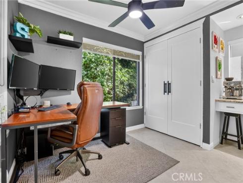 27871 Esporlas , Mission Viejo, CA