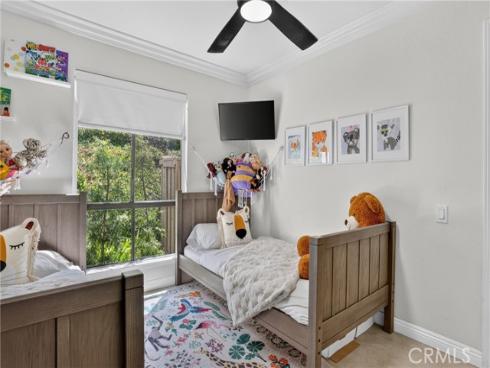 27871 Esporlas , Mission Viejo, CA