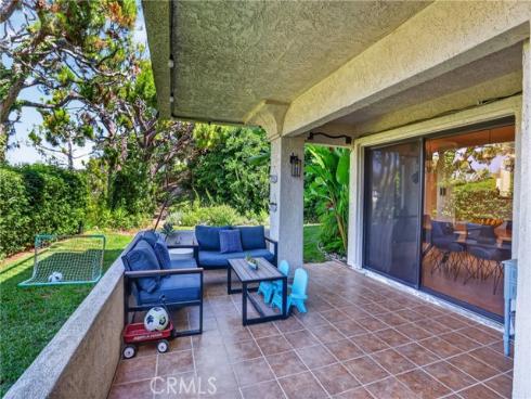 27871 Esporlas , Mission Viejo, CA