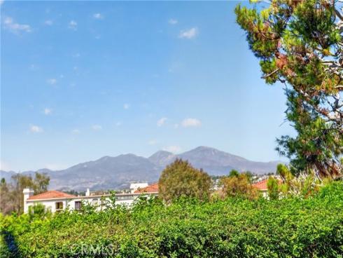 27871 Esporlas , Mission Viejo, CA