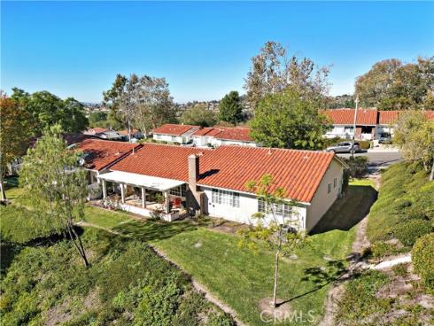27952 Calle Casal , Mission Viejo, CA