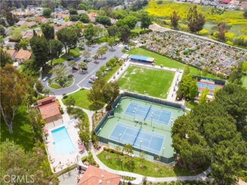27952 Calle Casal , Mission Viejo, CA