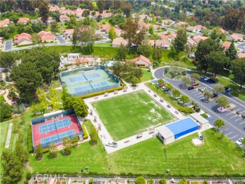 27952 Calle Casal , Mission Viejo, CA