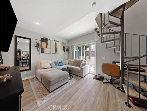 23345 La Crescenta , Mission Viejo, CA
