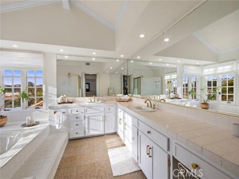 22671 Puntal Lana , Mission Viejo, CA