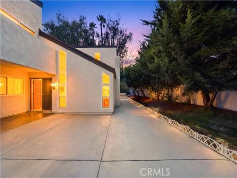 24771 Daphne , Mission Viejo, CA