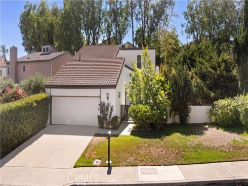 24771 Daphne , Mission Viejo, CA