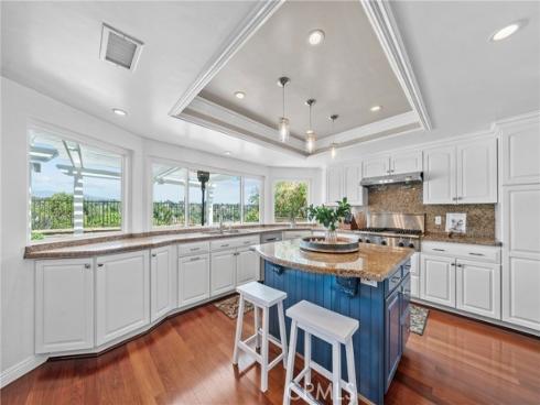 23472 Via Chiripa , Mission Viejo, CA