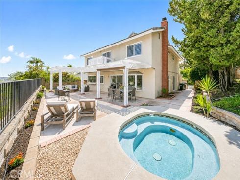 23472 Via Chiripa , Mission Viejo, CA