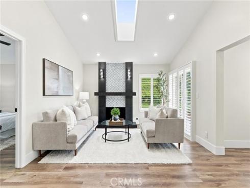 27754 Via Rodrigo , Mission Viejo, CA