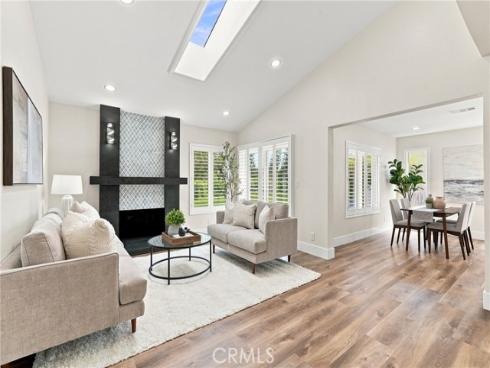27754 Via Rodrigo , Mission Viejo, CA