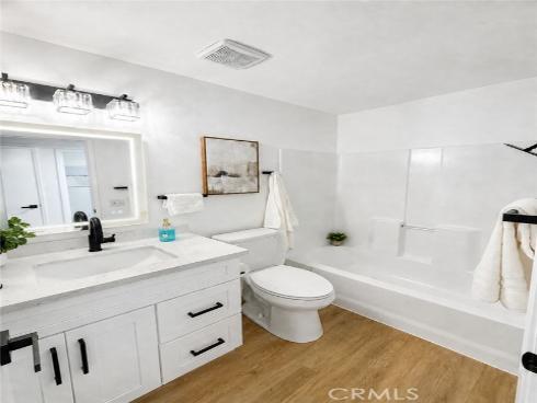 26231 Via Roble , Mission Viejo, CA