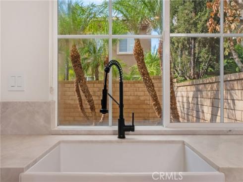 252 Knoll Lake , Mission Viejo, CA
