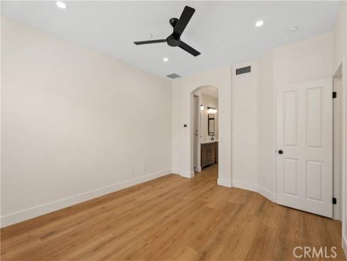 252 Knoll Lake , Mission Viejo, CA