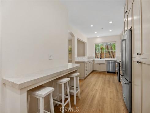 252 Knoll Lake , Mission Viejo, CA