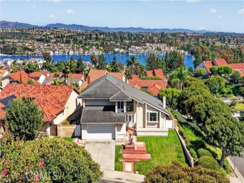 22852 Buendia , Mission Viejo, CA