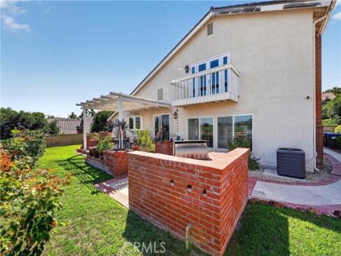 22852 Buendia , Mission Viejo, CA