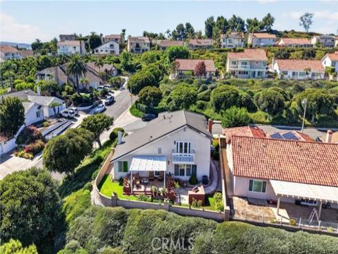22852 Buendia , Mission Viejo, CA
