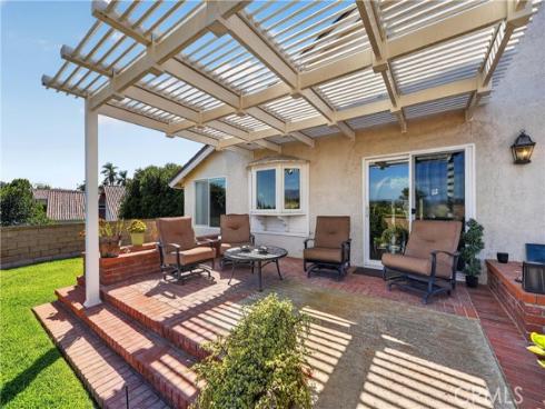 22852 Buendia , Mission Viejo, CA