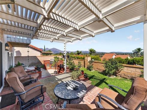 22852 Buendia , Mission Viejo, CA