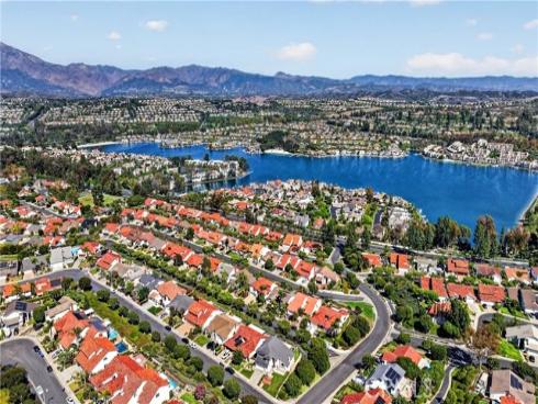 22852 Buendia , Mission Viejo, CA