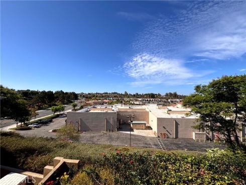 27886 Violet , Mission Viejo, CA