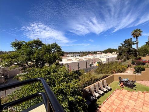 27886 Violet , Mission Viejo, CA