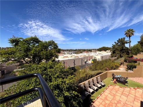 27886 Violet , Mission Viejo, CA
