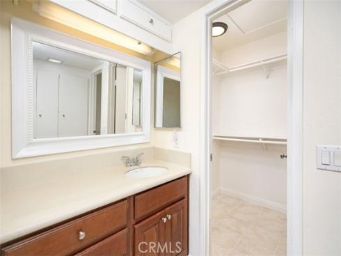 26121 La Real E4 , Mission Viejo, CA