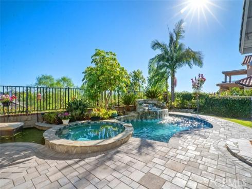 22385 Pineglen , Mission Viejo, CA
