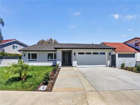 27182 Calle Del Cid