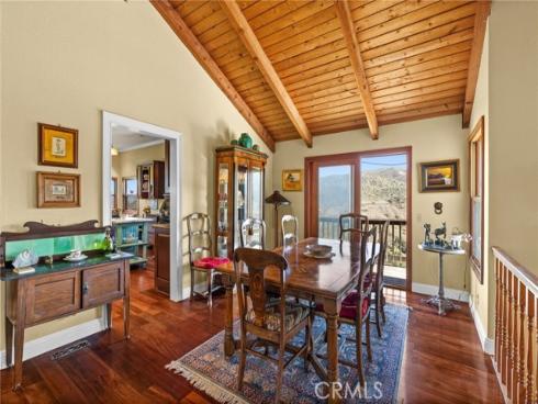 28061  Modjeska Grade  , Modjeska Canyon, CA