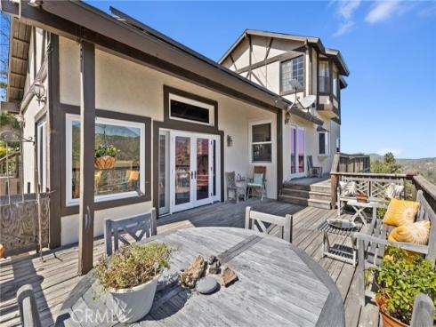 28061  Modjeska Grade  , Modjeska Canyon, CA