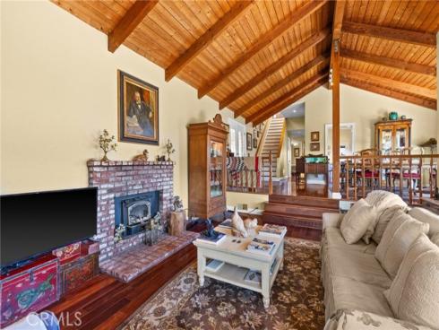 28061  Modjeska Grade  , Modjeska Canyon, CA